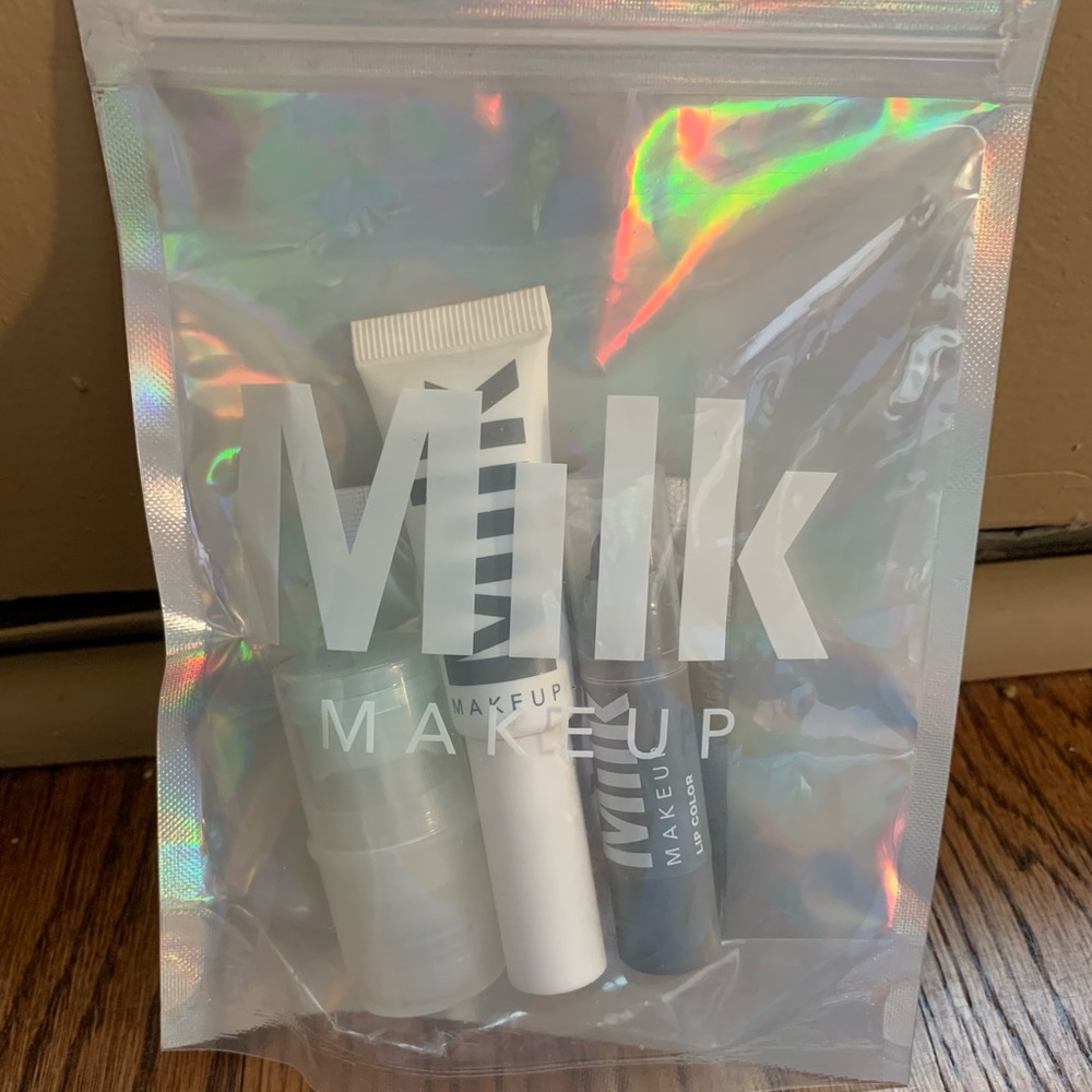 Milk Makeup Headliner set